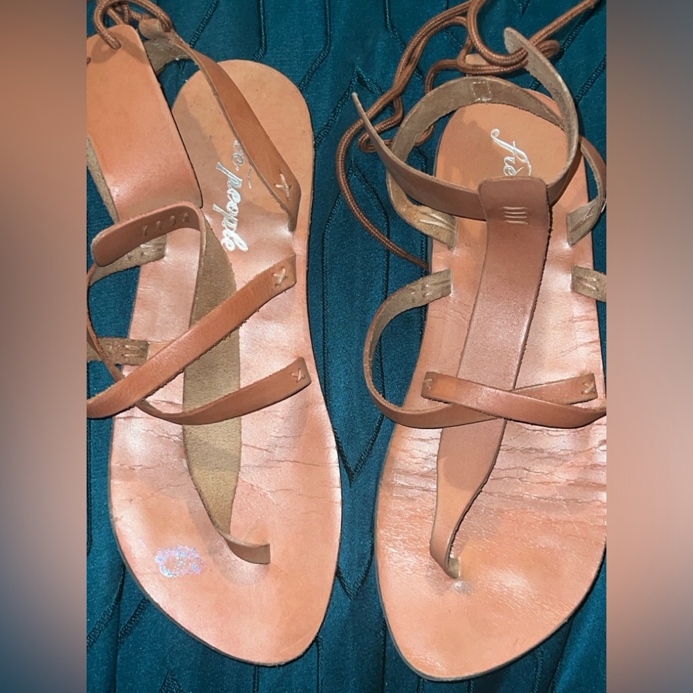 Size 10 Salmon colored Free People sandals.